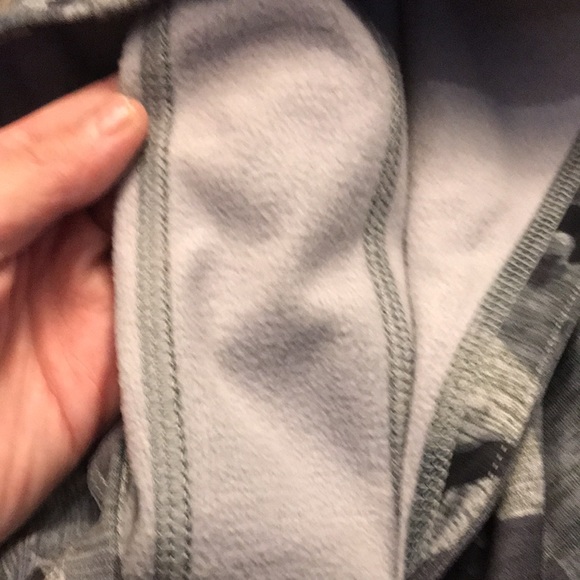 Adidas Medium Grey Camo FLEECE LINED Hoodie NWOT - Picture 5 of 9